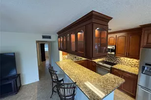 2021 Ashby D, Deerfield Beach, FL 33442 - Photo 3