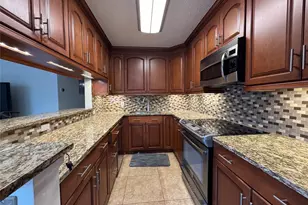 2021 Ashby D, Deerfield Beach, FL 33442 - Photo 5