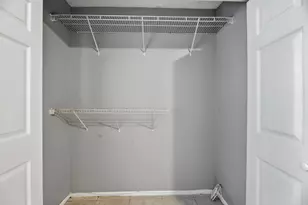 8666 SW 14th St, Pembroke Pines, FL 33025 - Photo 19