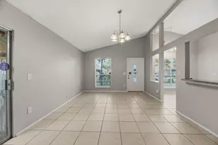 8666 SW 14th St, Pembroke Pines, FL 33025 - Photo 7