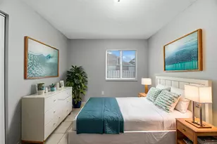 8666 SW 14th St, Pembroke Pines, FL 33025 - Photo 5