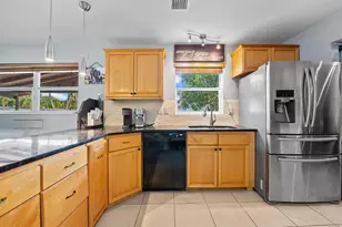 5554 SW 6th St, Margate, FL 33068 - Photo 5