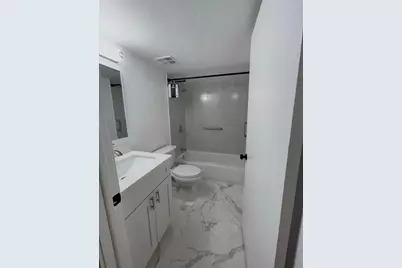 7035 NW 186th Street #D508, Hialeah, FL 33015 - Photo 5