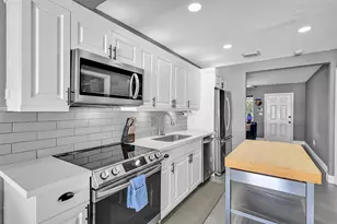 537 NW 45th St, Fort Lauderdale, FL 33309 - Photo 29