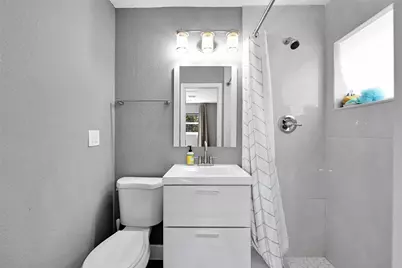 537 NW 45th Street, Fort Lauderdale, FL 33309 - Photo 51