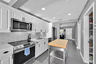 537 NW 45th St, Fort Lauderdale, FL 33309 - Photo 35