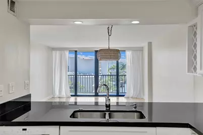 4 Royal Palm Way #503, Boca Raton, FL 33432 - Photo 9