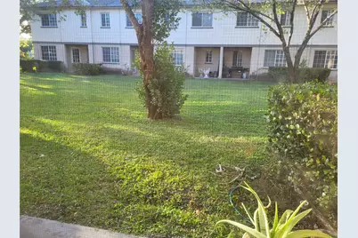 1957 Freeport Lane #1957, West Palm Beach, FL 33404 - Photo 9