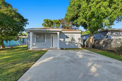 10131 W Indigo Street, Miami, FL 33157 - Photo 1