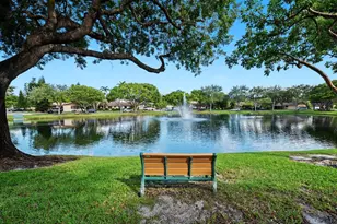 2229 Nova Village Dr, Davie, FL 33317 - Photo 11