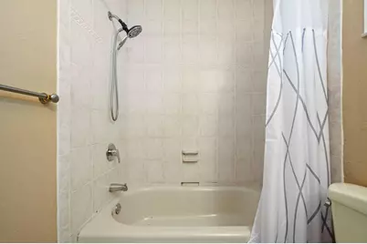 2229 Nova Village Drive, Davie, FL 33317 - Photo 9