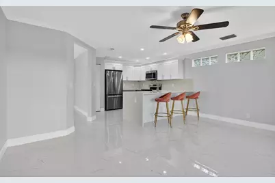 3385 Seabreeze Lane, Margate, FL 33063 - Photo 7