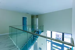 2421 NE 201st St, Miami, FL 33180 - Photo 27