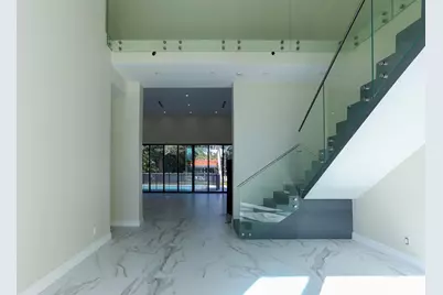 2421 NE 201st Street, Miami, FL 33180 - Photo 9