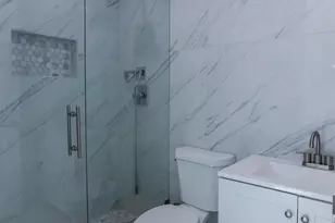 2421 NE 201st St, Miami, FL 33180 - Photo 11