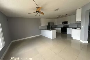 7700 Stone Harbour Dr, Lake Worth, FL 33467 - Photo 5