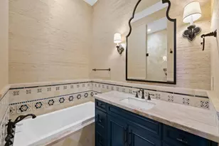 2319 NE 28th St, Lighthouse Point, FL 33064 - Photo 37