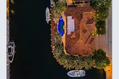 2319 NE 28th Street, Pompano Beach, FL 33064 - Photo 1