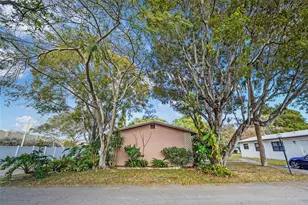 2822 SW Natura Blvd, Deerfield Beach, FL 33441 - Photo 37