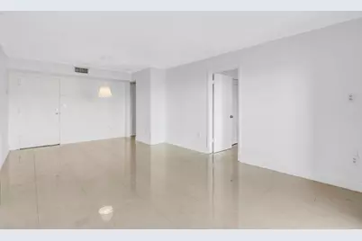 4705 NW 7th Street #307-7, Miami, FL 33126 - Photo 9