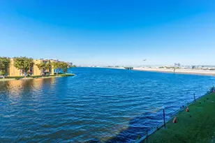 4705 NW 7th St, Miami, FL 33126 - Photo 21