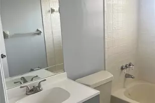 1022 Twin Lakes Dr, Coral Springs, FL 33071 - Photo 11