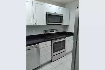 1022 Twin Lakes Drive, Coral Springs, FL 33071 - Photo 3