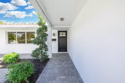 1710 SW 1st Avenue, Pompano Beach, FL 33060 - Photo 5