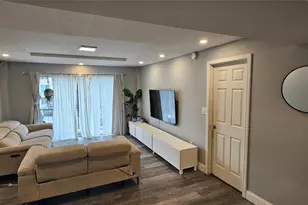 4156 Inverrary Dr, Lauderhill, FL 33319 - Photo 15