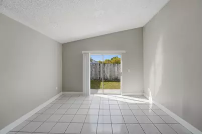 5860 SW 150th Avenue, Miami, FL 33193 - Photo 11