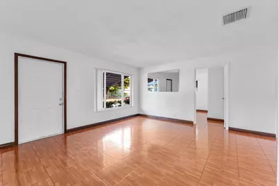 4924 NW 52nd Court, Tamarac, FL 33319 - Photo 5