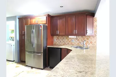 2601 S Palm Aire Drive, Pompano Beach, FL 33069 - Photo 5