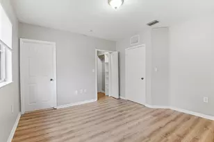 885 SW 6th Ct, Homestead, FL 33034 - Photo 17