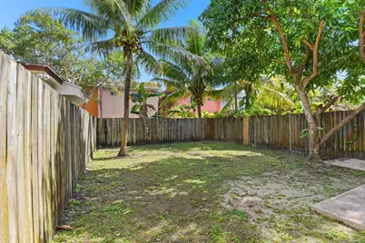 885 SW 6th Court, Homestead, FL 33034 - Photo 35
