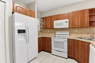 885 SW 6th Ct, Homestead, FL 33034 - Photo 11