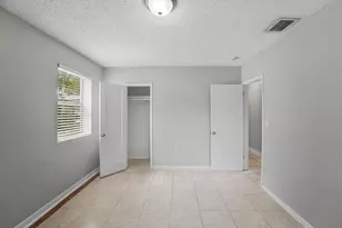 1525 NW 126th St, Miami, FL 33167 - Photo 13
