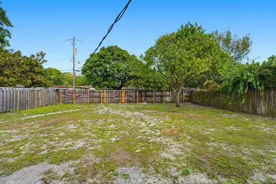 1525 NW 126th Street, North Miami, FL 33167 - Photo 21