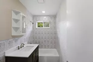 1525 NW 126th St, Miami, FL 33167 - Photo 17