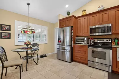 7157 Wisteria Way #7157, Tamarac, FL 33321 - Photo 9