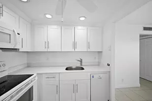 451 Monaco J, Delray Beach, FL 33446 - Photo 11