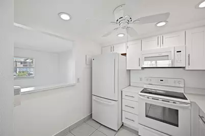 451 Monaco J #j, Delray Beach, FL 33446 - Photo 9