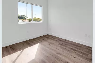 2130 NW 37th Street #2-205, Miami, FL 33142 - Photo 5