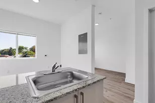 2130 NW 37th St, Miami, FL 33142 - Photo 7