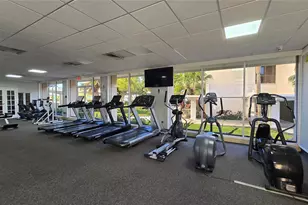 300 Bayview Dr, Sunny Isles Beach, FL 33160 - Photo 37