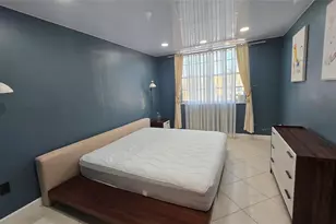 300 Bayview Dr, Sunny Isles Beach, FL 33160 - Photo 27