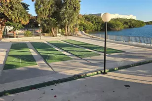 300 Bayview Dr, Sunny Isles Beach, FL 33160 - Photo 37