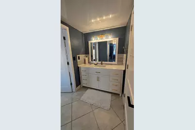 300 Bayview Drive #1911, Sunny Isles Beach, FL 33160 - Photo 23