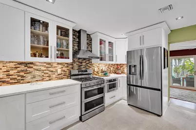 1743 NE 27th Street, Wilton Manors, FL 33334 - Photo 21