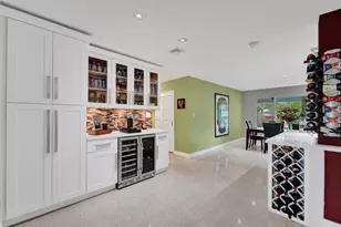 1743 NE 27th St, Wilton Manors, FL 33334 - Photo 15