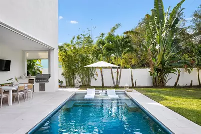 1405 NE 4th Avenue, Boca Raton, FL 33432 - Photo 3